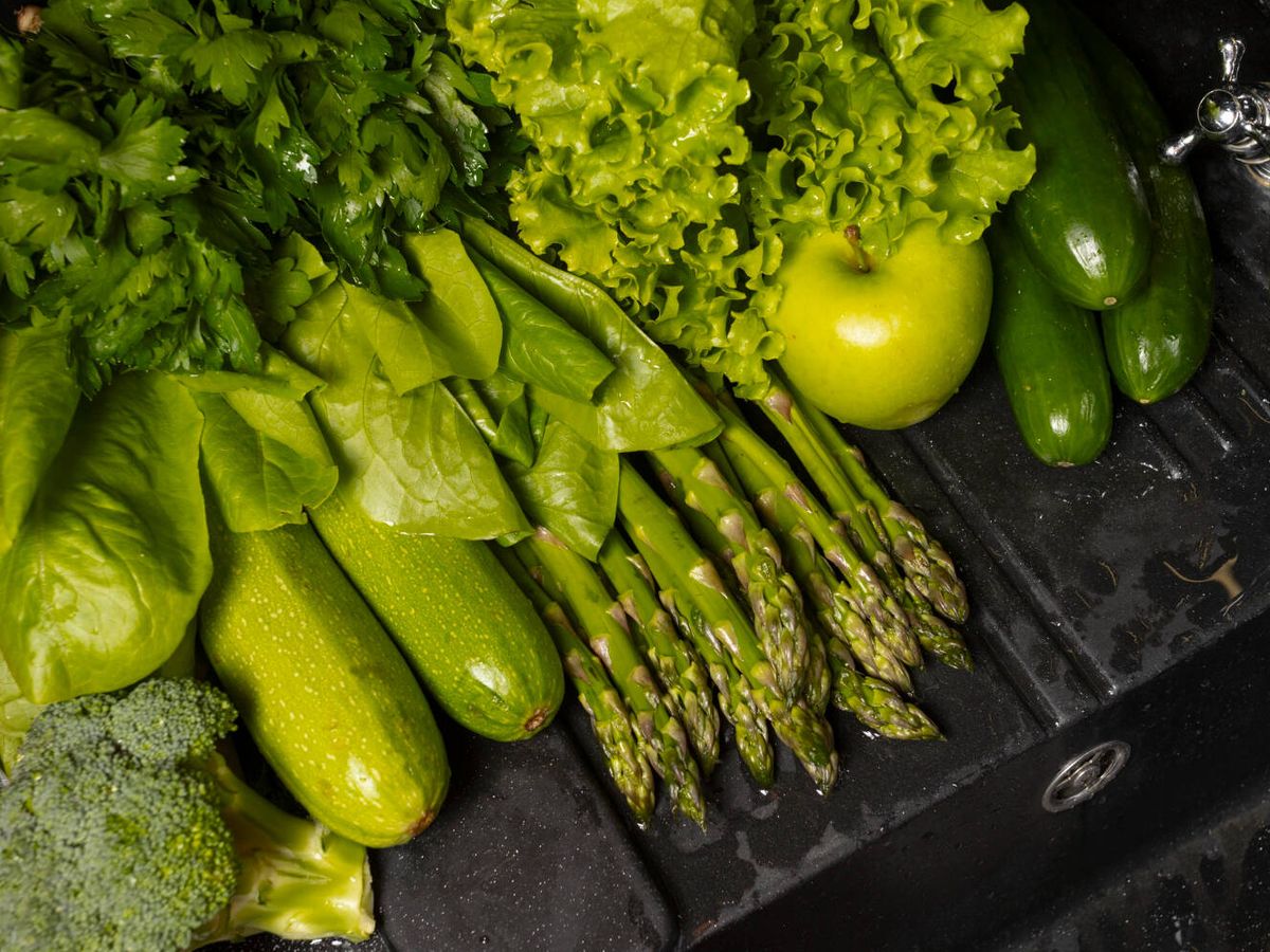 Foto: ¿Adiós a las espinacas? Esta es la verdura que te aporta calcio y ayuda a producir colágeno (Freepik)