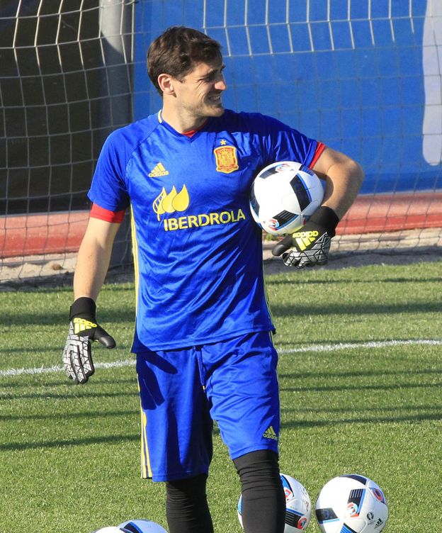 Foto: Iker Casillas, en un entrenamiento con la Selección. (EFE)
