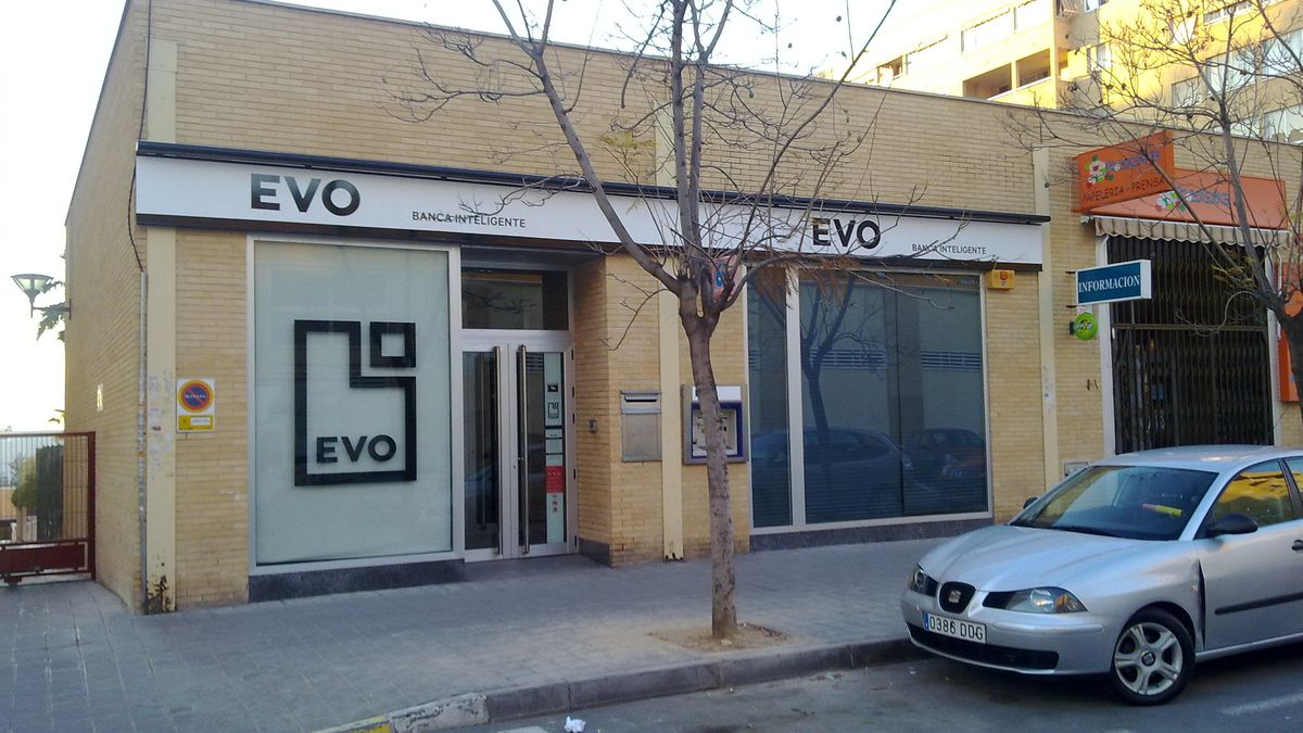 La venta de EVO Banco se tensa: los fondos interesados exigen ficha bancaria