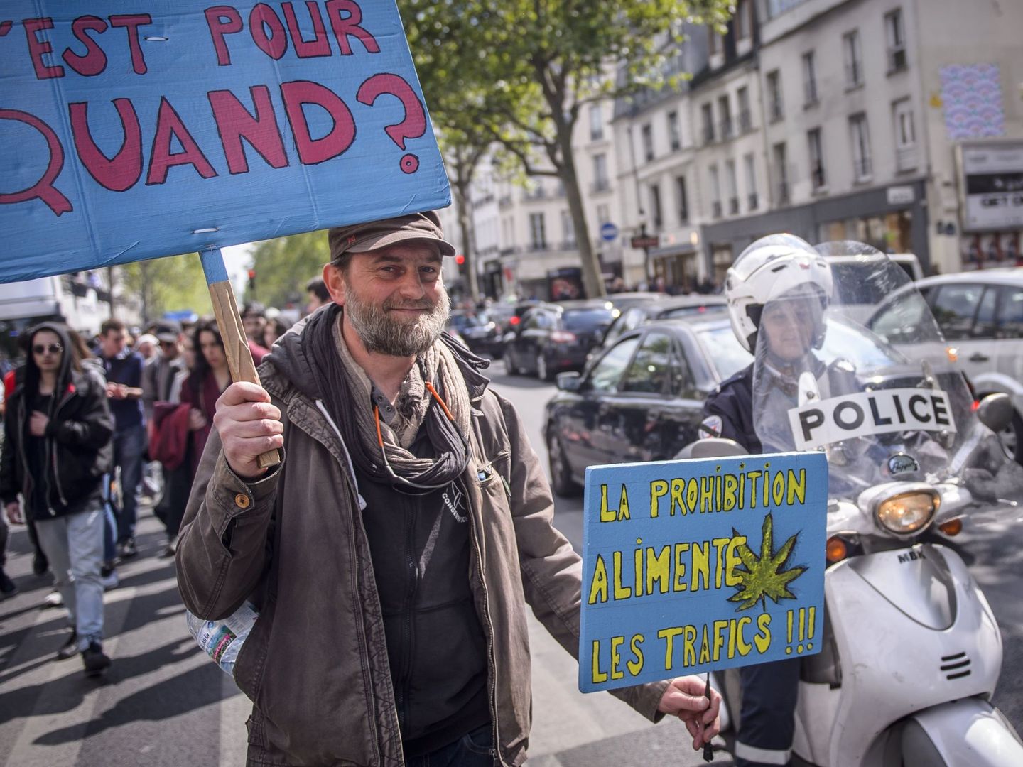 Protesta en Paris para pedir la legalización del consumo de Cannabis el pasado año. (Reuters)