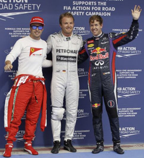 Foto: Alonso, desconfiado: "Raikkonen llegará tarde o temprano"
