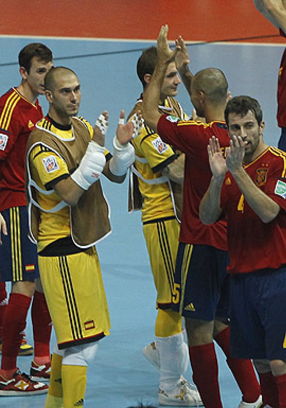 Foto: España aplasta a Italia y se mete por quinta vez consecutiva a la final del Mundial