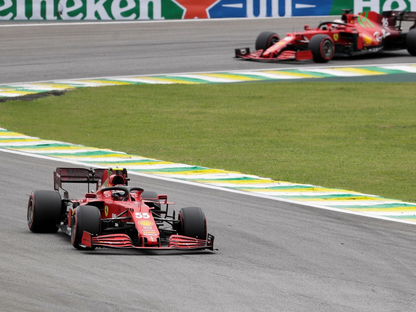 Sainz, acabó sexto una décima por delante de su compañero de equipo Charles Leclerc