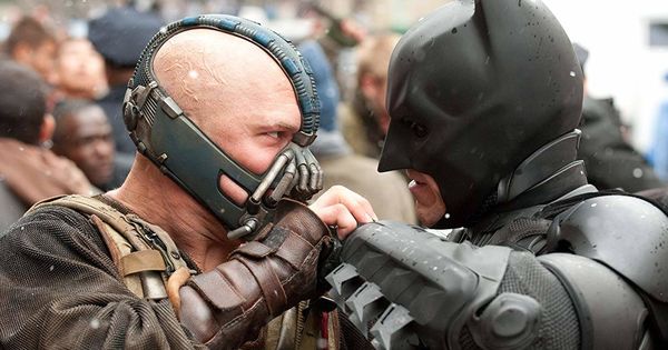 Foto: Bane contra Batman en 'El caballero oscuro: la leyenda renace'. (Warner) 