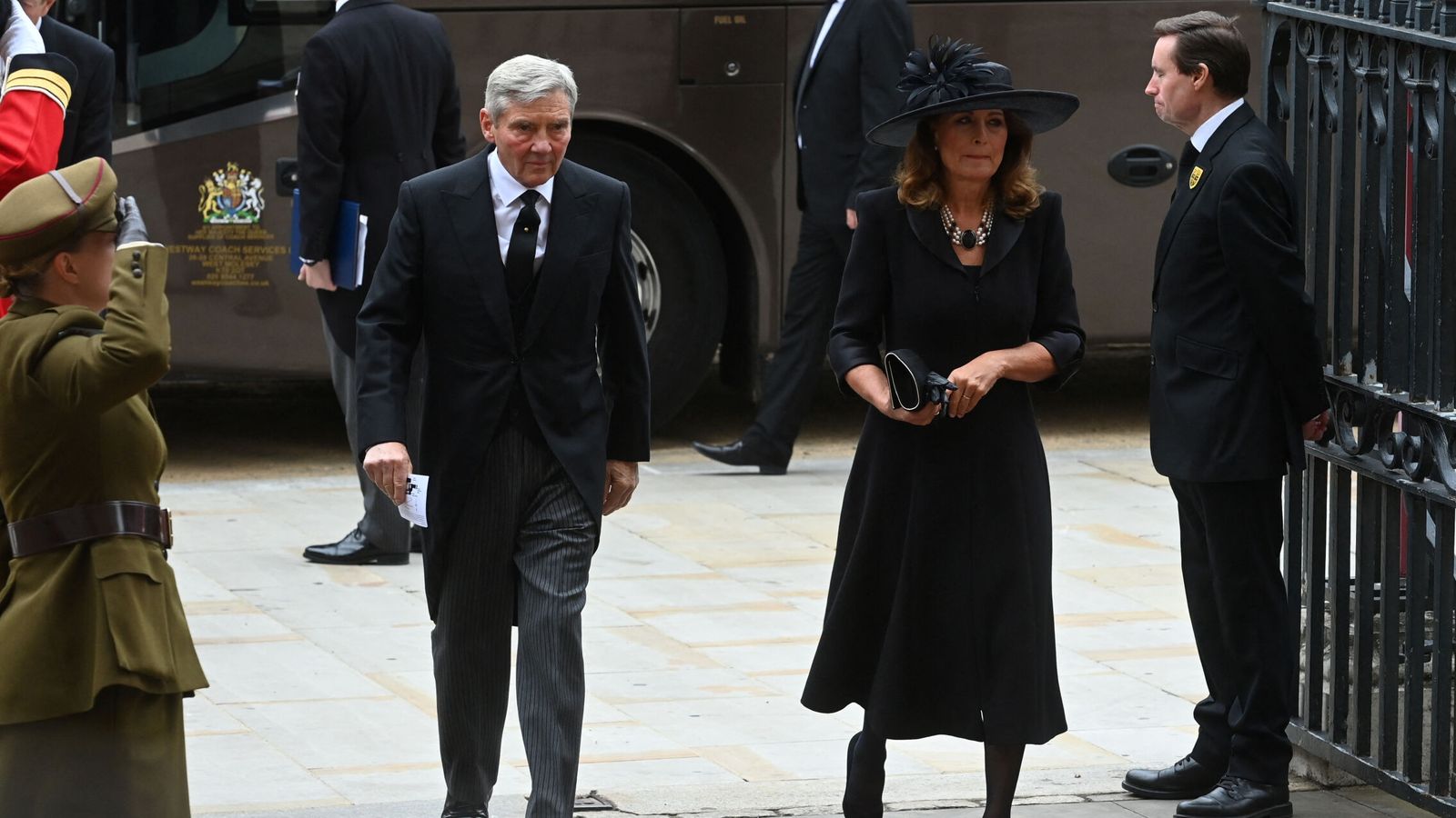 Carole y Michael Middleton, padres de la princesa de Gales. (Reuters/Pool/Geoff Pugh)