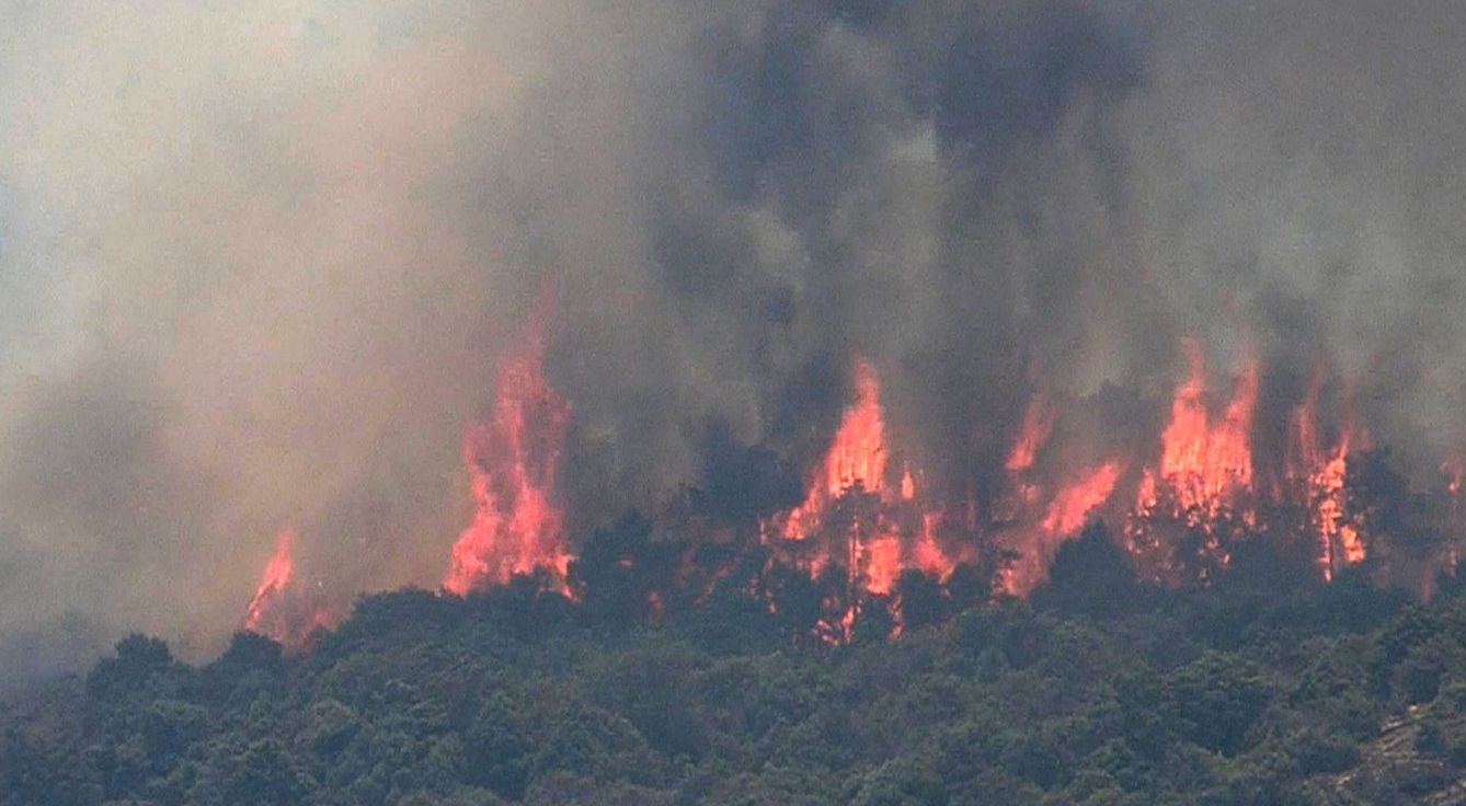 El incendio de este verano en los municipios de Cadalso, Cenicientos y Almorox. (EFE)