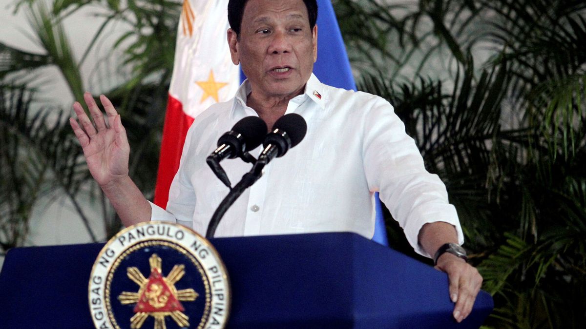 Duterte pospone indefinidamente las clases presenciales hasta que haya una vacuna