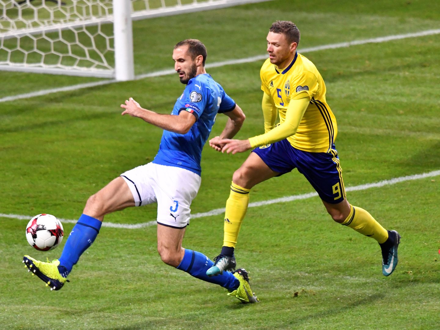 Giorgio Chiellini, en un partido contra la selección sueca | Reuters
