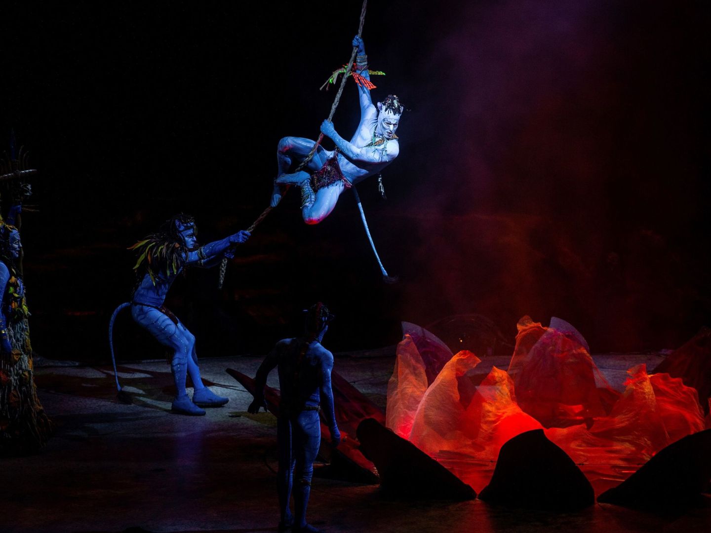 Foto de archivo de un momento del espectáculo 'Toruk, el primer vuelo', montaje creado por el Cirque du Soleil. (EFE/Rodrigo Jiménez)