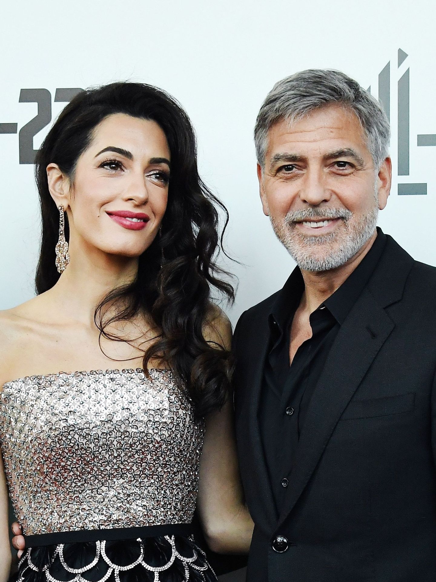 El actor George Clooney y su mujer, Amal Clooney, en una imagen de archivo. (EFE)