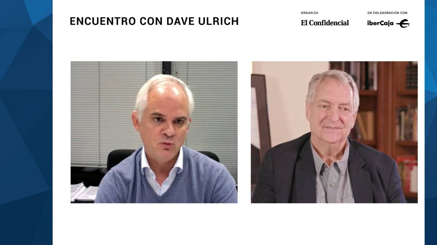 Alberto Artero, director general de El Confidencial, y Dave Ulrich, experto global en liderazgo y gestión de recursos humanos.