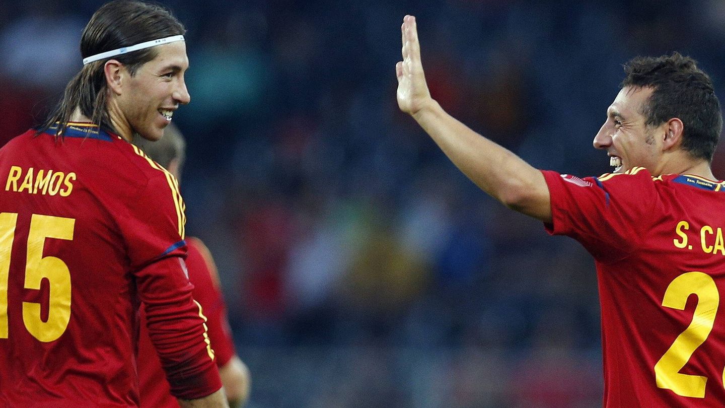 Cazorla celebra un gol con la selección española