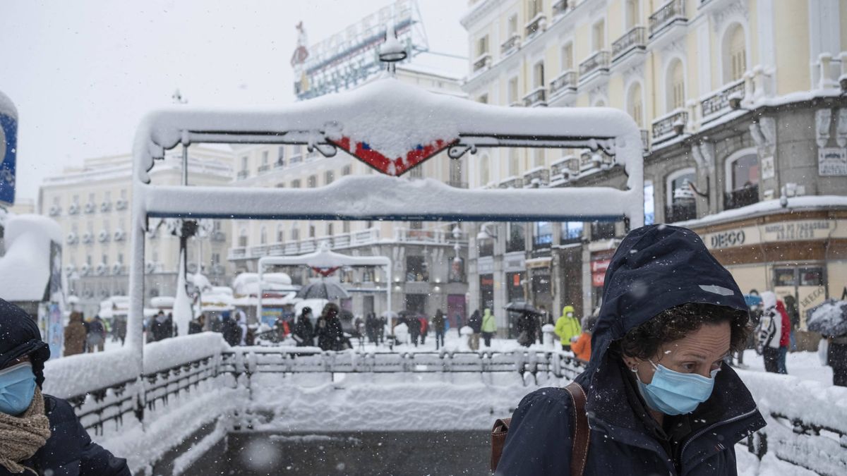 La lenta vuelta a la movilidad en Madrid pone a prueba la 'paciencia' de barrios helados