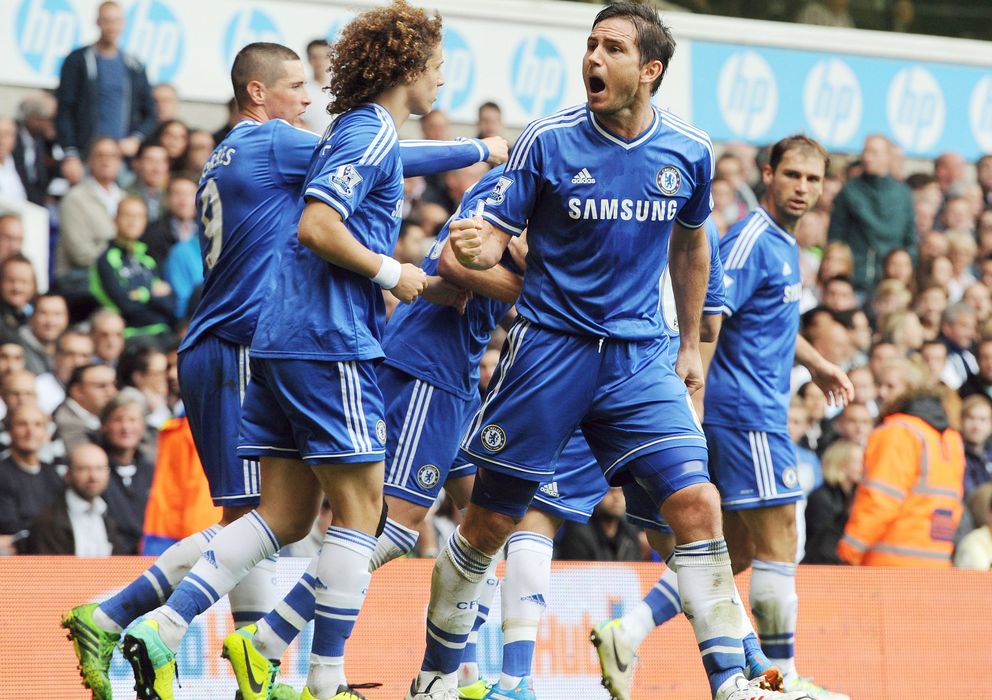 Foto: Los jugadores del Chelsea celebran el empate ante el Tottenham.