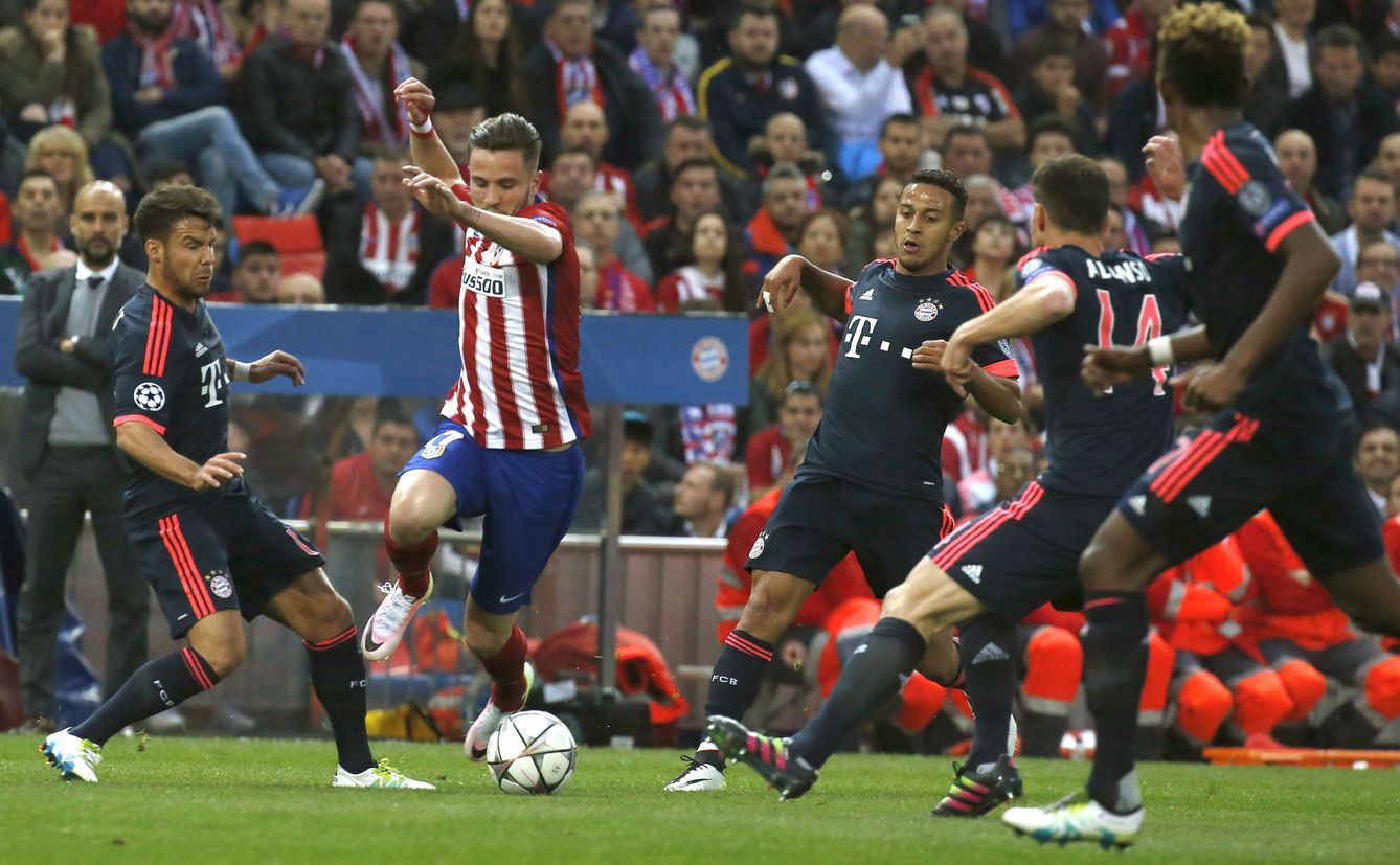Foto: Saúl, en la jugada del gol que dio la victoria al Atlético ante el Bayern. (EFE)
