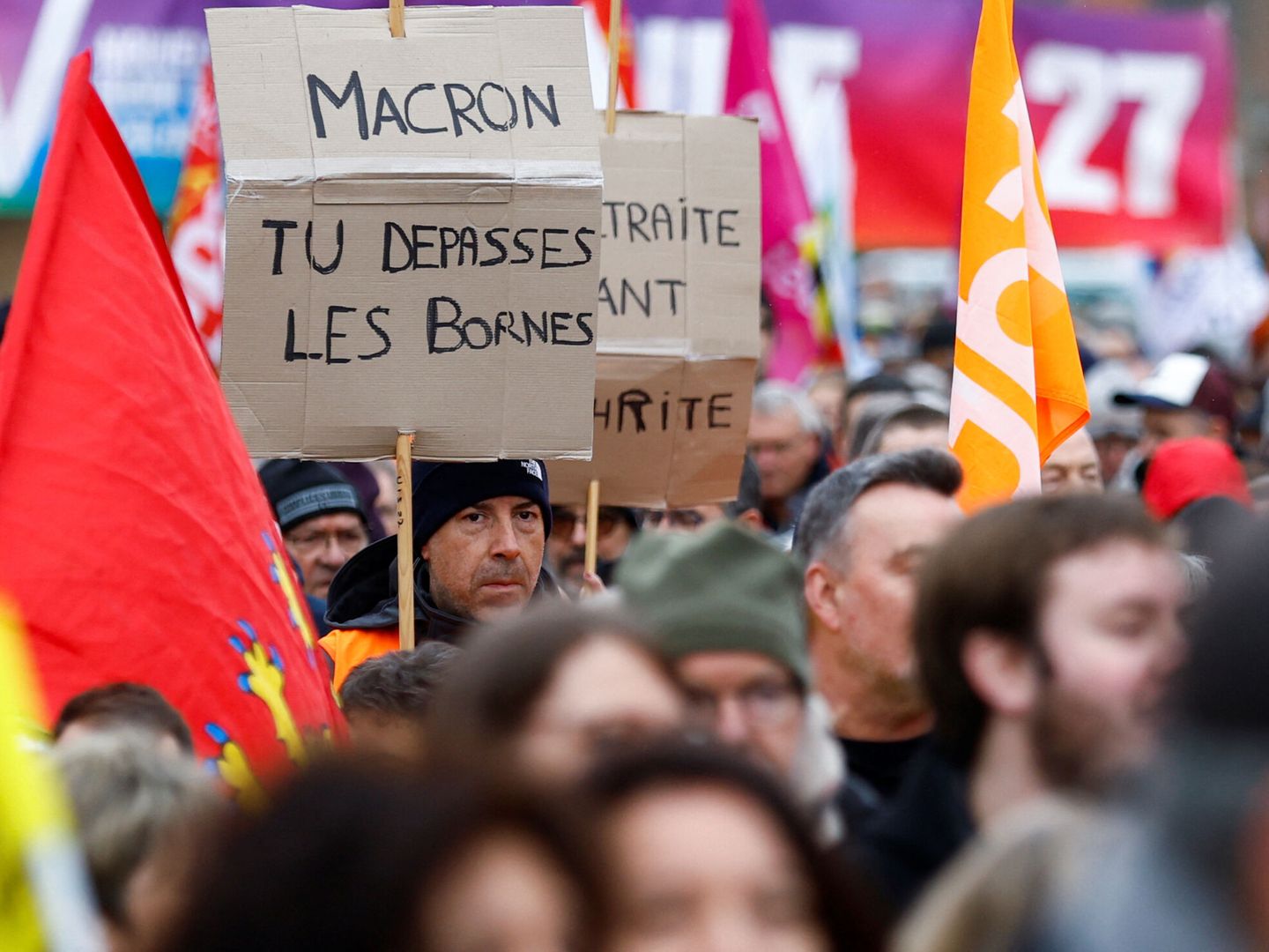 Manifestantes en Pont-Audemer. (Reuters/Gonzalo Fuentes)