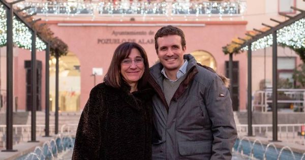 Foto: La alcaldesa Susana Pérez con Pablo Casado en Pozuelo