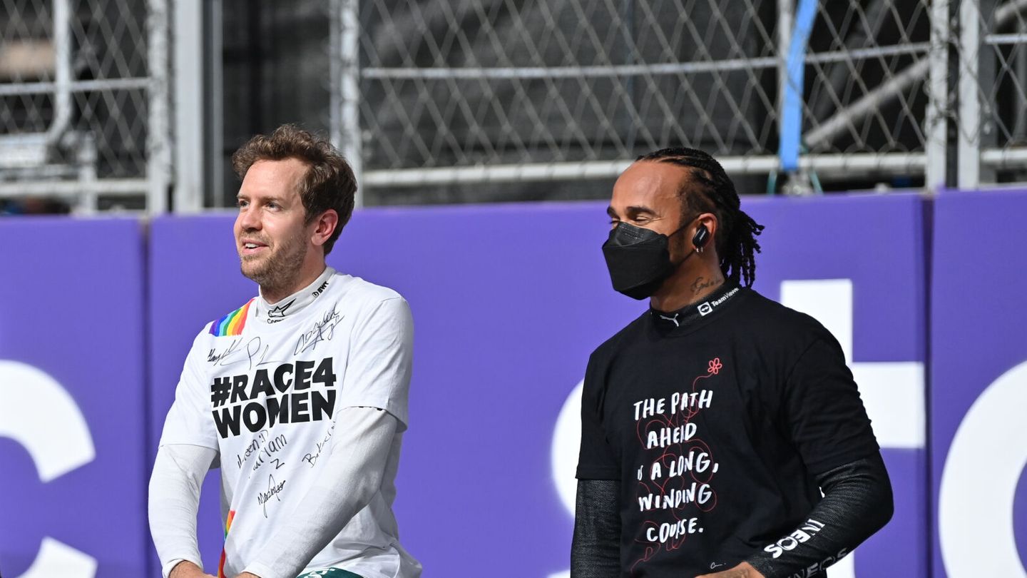 Vettel y Hamilton, juntos recientemente. (Reuters/Hamad I Mohammed)