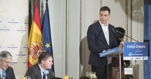Foto: Pedro Sánchez, en su intervención en el desayuno informativo organizado por Nueva Economía Fórum este 9 de enero, en el hotel Palace de Madrid. (Borja Puig | PSOE)