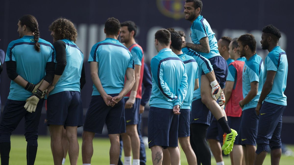 El Barça, a esperar una carambola tras el último homenaje a Tito Vilanova