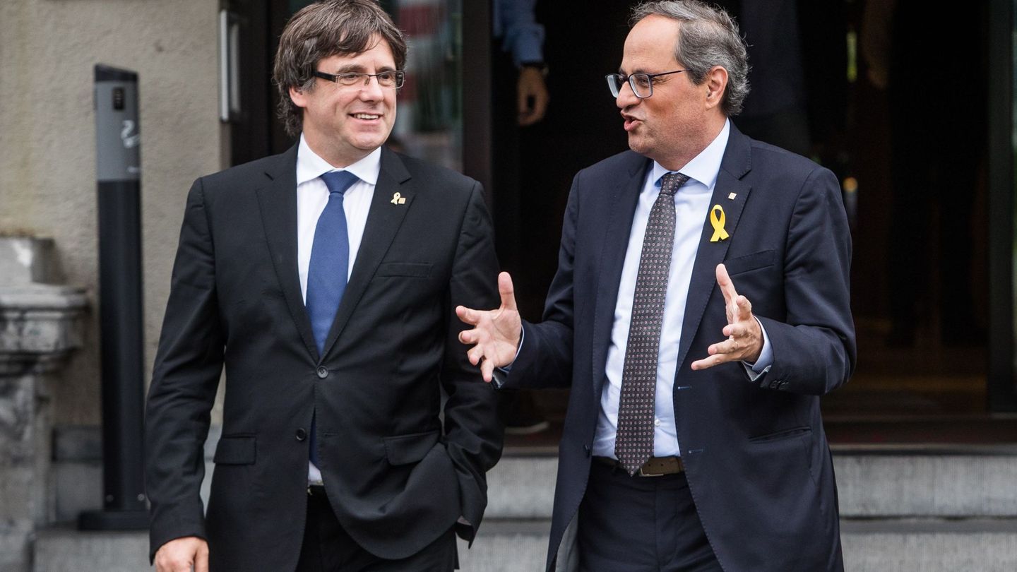 El 'president', Quim Torra, y el 'expresident' de la Generalitat Carles Puigdemont, el pasado 27 de agosto en Waterloo, Bélgica. (EFE)