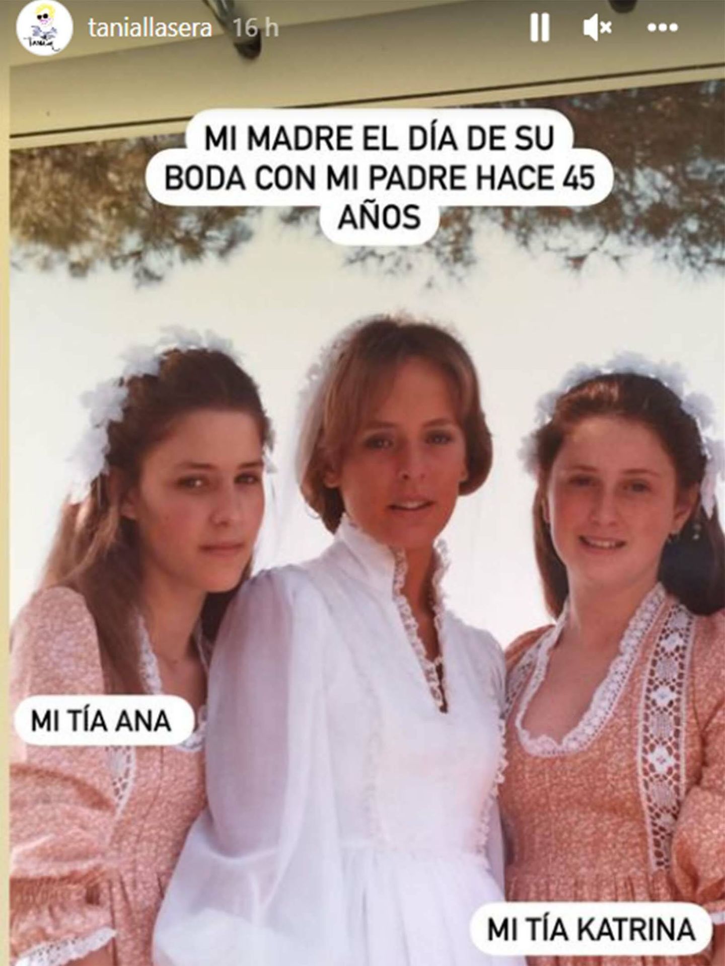 La imagen que demuestra el increíble parecido entre Tania Llasera y su madre. (Instagram/@taniallasera)