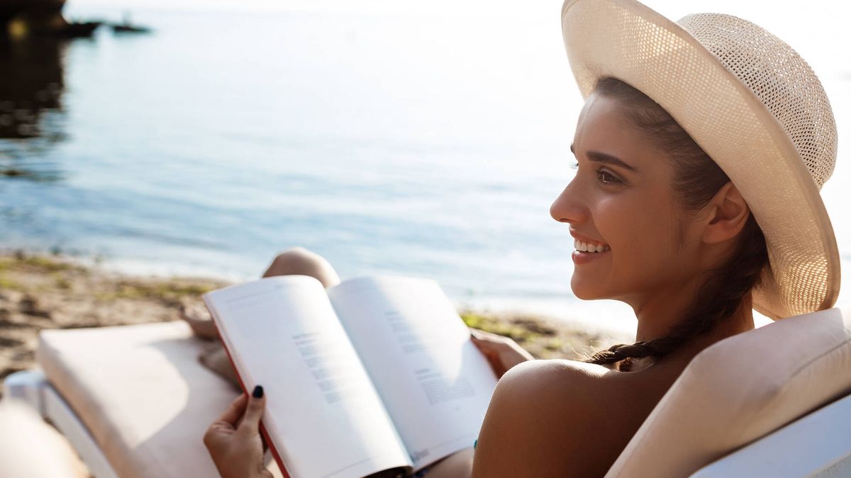 Los 10 libros más vendidos en Amazon para no aburrirte en la playa