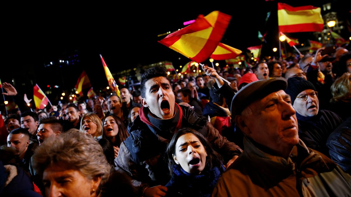 La emboscada de Vox en Colón: culpará al PP de la crisis catalana 