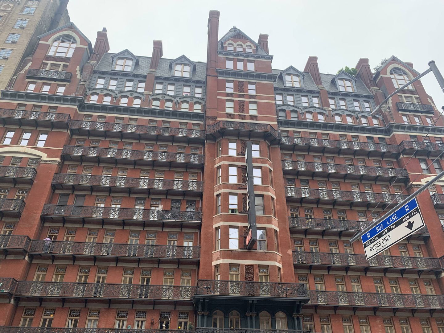El edificio del Chelsea Hotel en Nueva York. (Irene Hdez. Velasco)