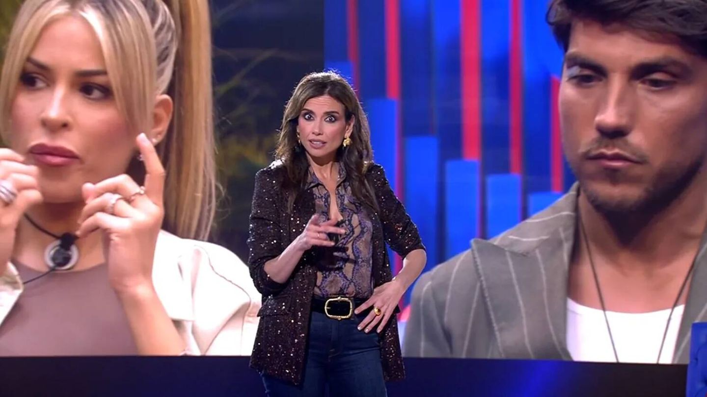Marta Flinch, al frente de la primera gala de 'GH VIP 8: límite 48 horas'. (Mediaset)