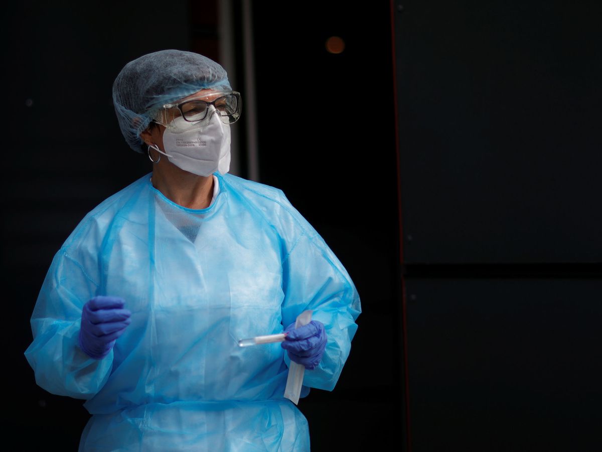 Foto: Sanidad publica nuevas cifras de contagios de coronavirus en España. (Reuters) 