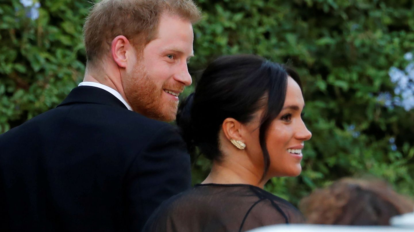 Meghan y Harry, en la boda. (Reuters)