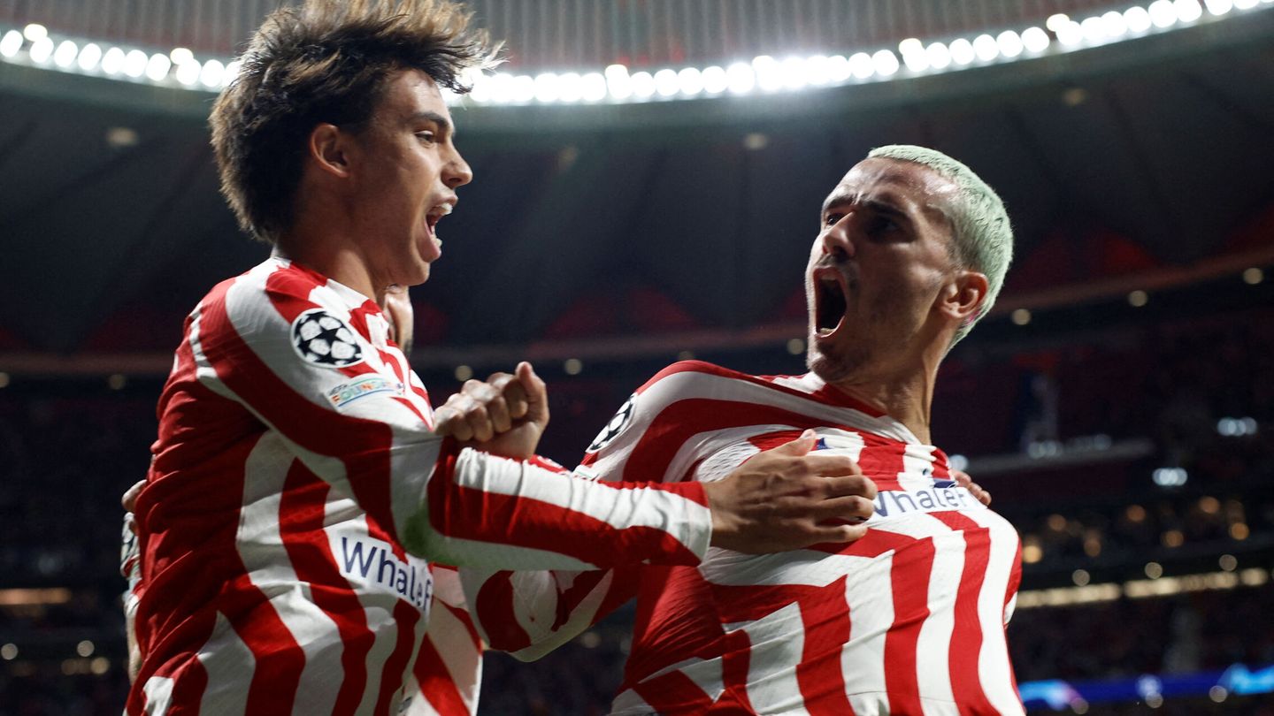 Joao Félix y Griezmann celebran un gol. (Reuters/Juan Medina)