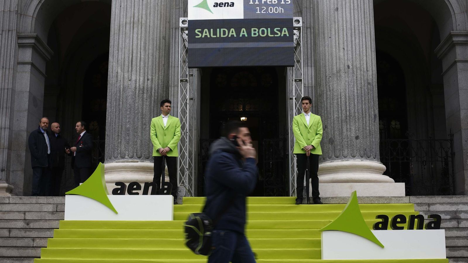 Foto: Imagen del día de la salida a Bolsa de Aena. (Reuters)