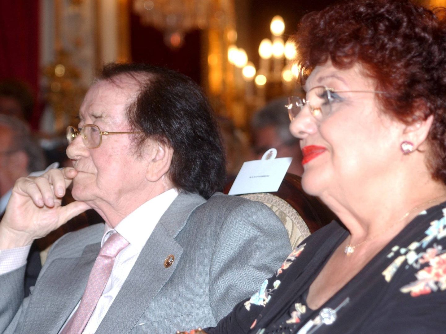 Juanito Valderrama y Dolores Abril. (CP)