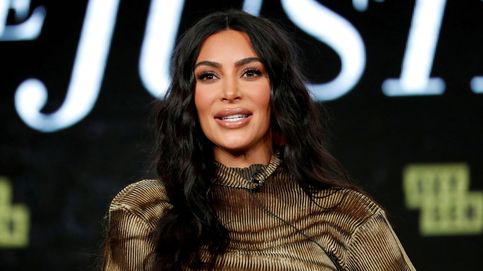 ¿La nueva melena de Kim Kardashian se consigue con lubricante?