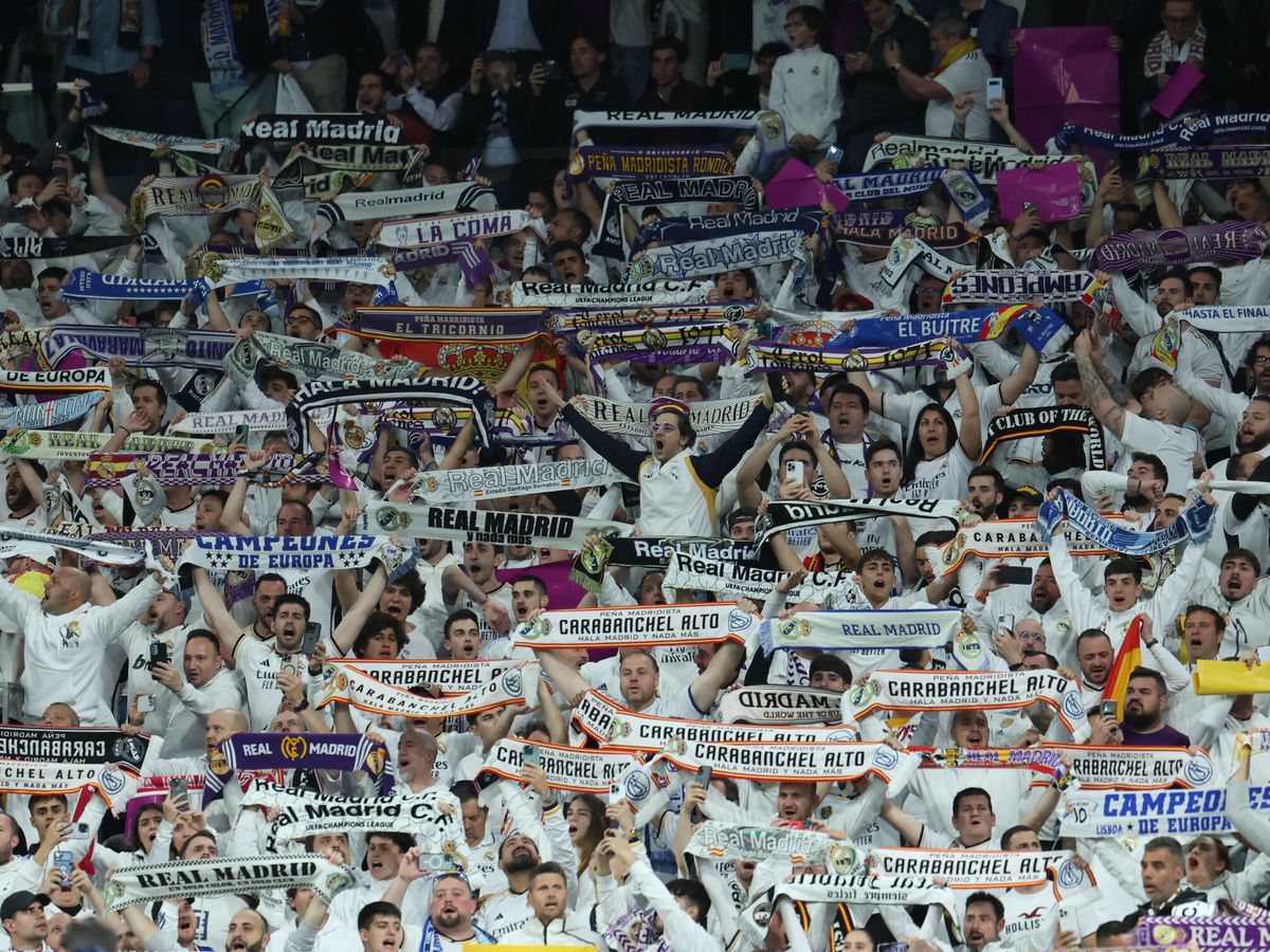 Foto: Aficionados del Madrid en el Bernabéu. (EFE/Kiko Huesca)