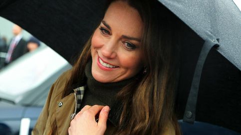 Noticia de Un polar muy especial y unas zapatillas deportivas Adidas: los detalles de la ropa de Kate Middleton en el vídeo de su reaparición