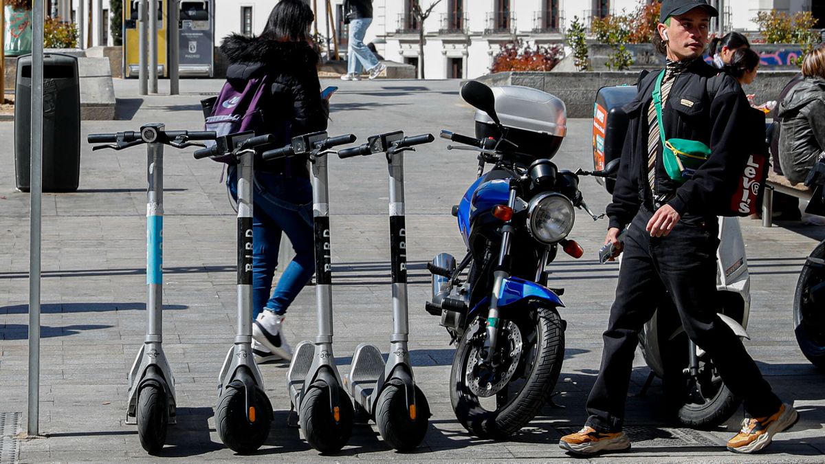 Estos son los transportes de Madrid en los que no se podrá viajar con patinete eléctrico hasta nuevo aviso