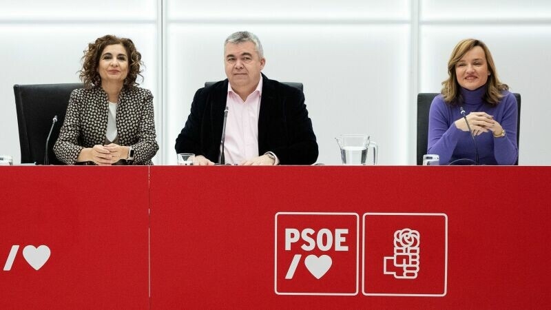 Foto del         El PSOE convierte su Comité Federal en un gran mitin de apoyo a Sánchez: Pedro, quédate. estamos contigo