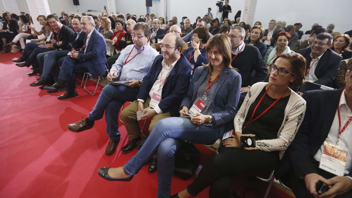 Guillermo Fernández Vara, Miquel Iceta, Idoia Mendia y María Chivite, durante el Comité Federal del PSOE. (EFE)