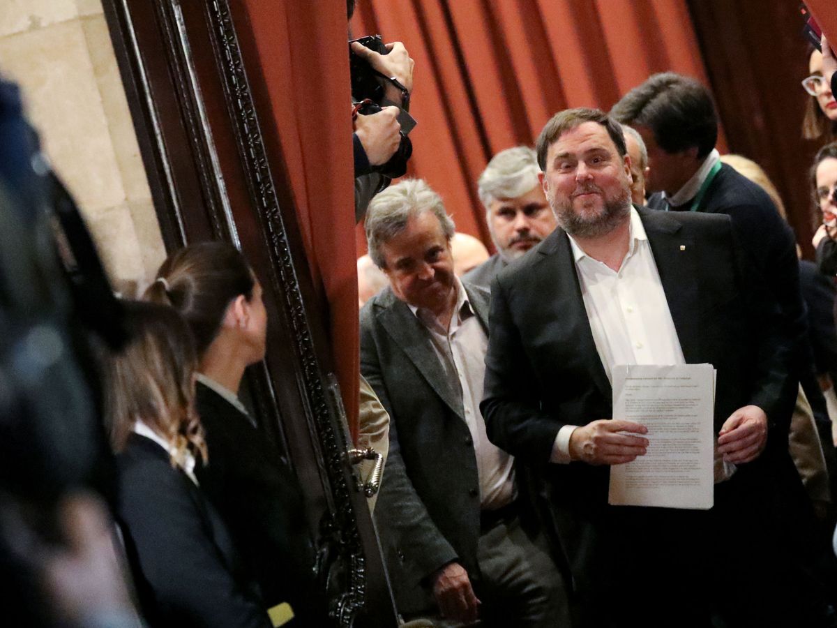 Foto: Oriol Junqueras, tras su intervención en la comisión de investigación del Parlament sobre la aplicación del artículo 155. (Reuters)