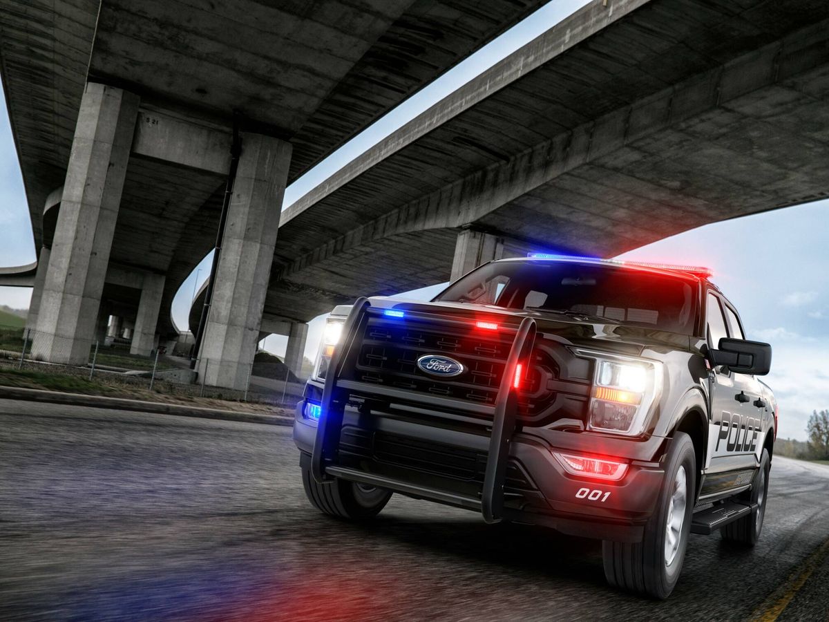 Foto: La policía americana ha pedido un sistema para detener coches sin conductor. (Ford)