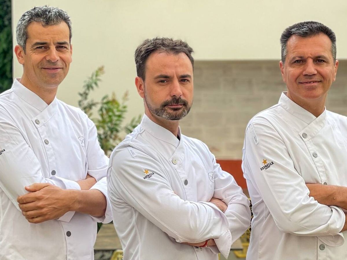 Foto: Los chefs del restaurante Disfrutar en Barcelona. (Instagram/@disfrutarbcn)