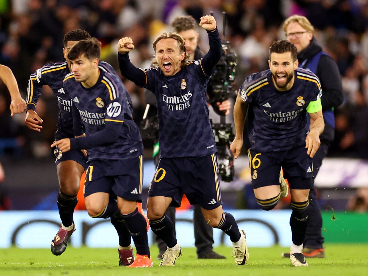 Foto: Modric celebra la clasificación a 'semis' de Champions. (Reuters/Carl Recine)
