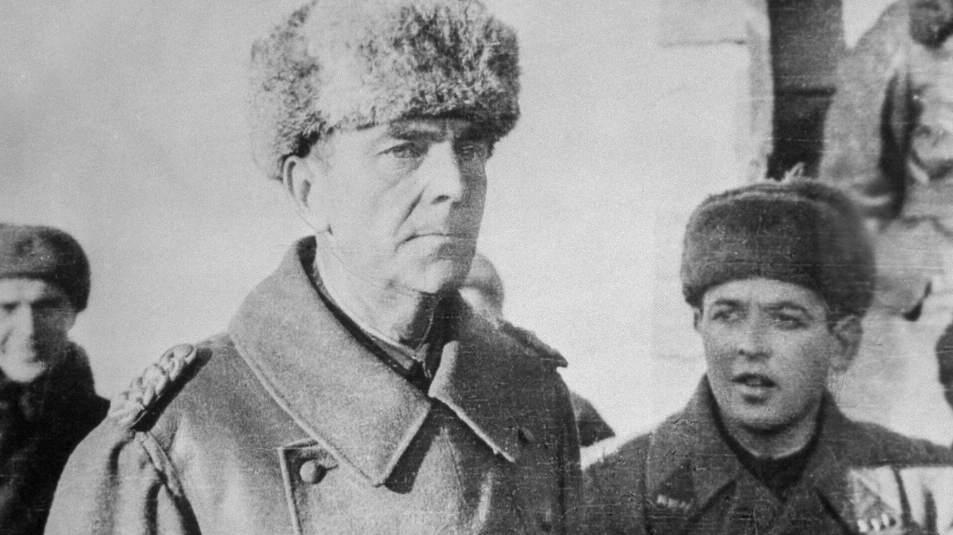 El mariscal Von Paulus con ropa soviética tras ser hecho prisionero.
