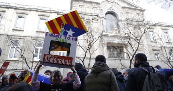 Foto: Consulta catalana (EFE)