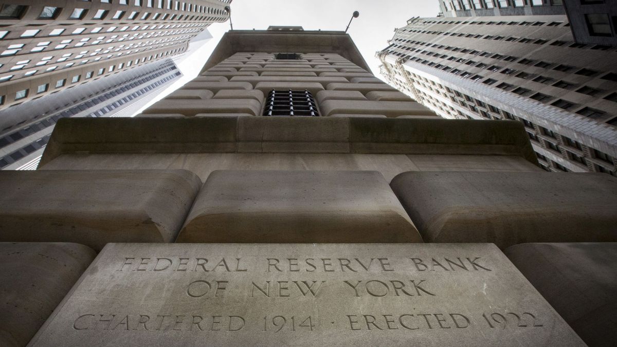 La Fed mantiene los tipos de interés tras registrar EEUU su peor PIB en tres años
