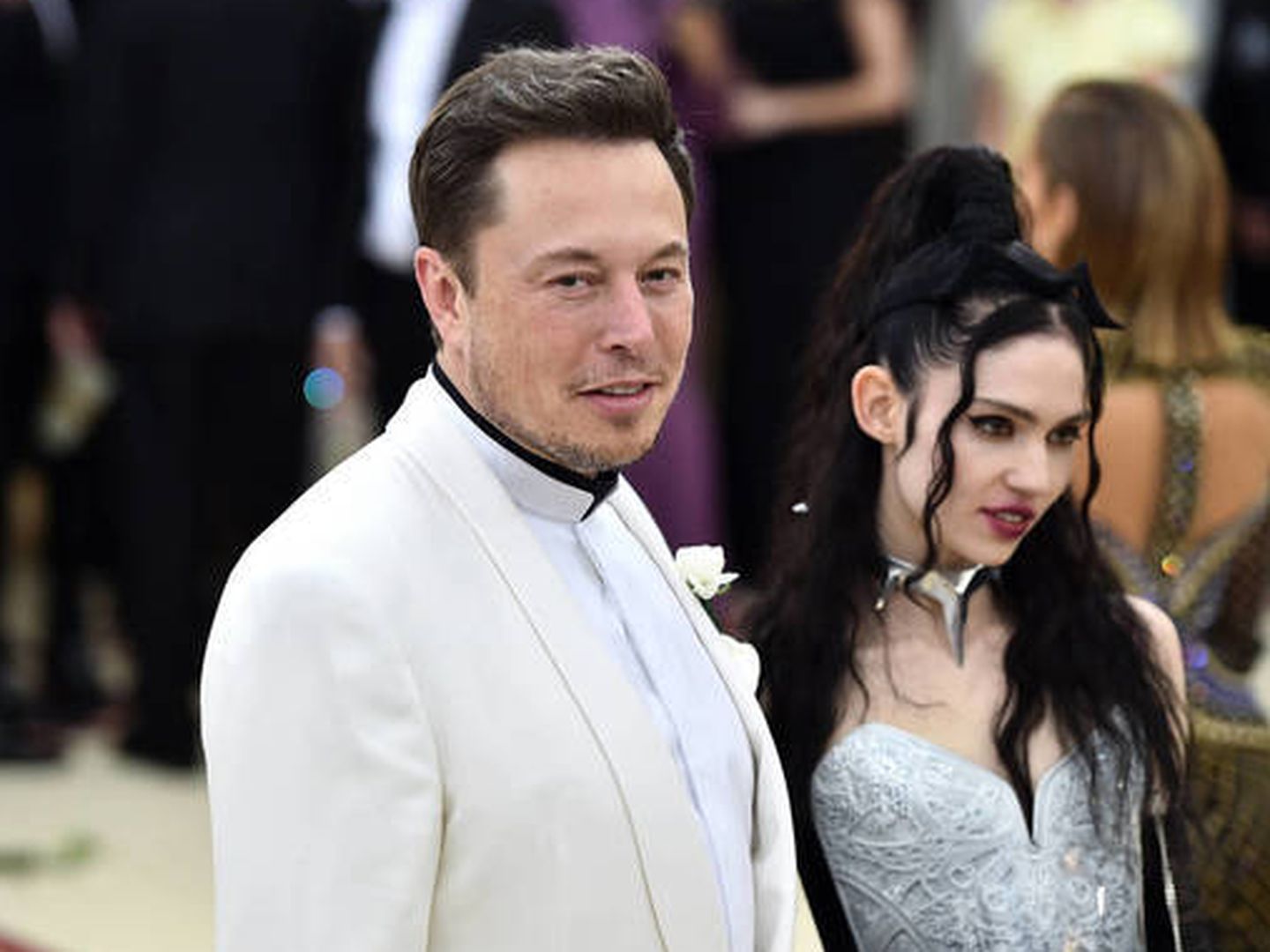  Elon Musk y Grimes. (Getty)