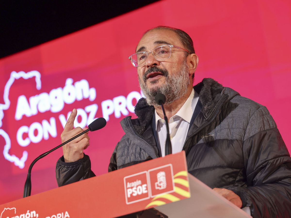 Foto: El actual presidente de Aragón, Javier Lambán. (EFE/Toni Galán)
